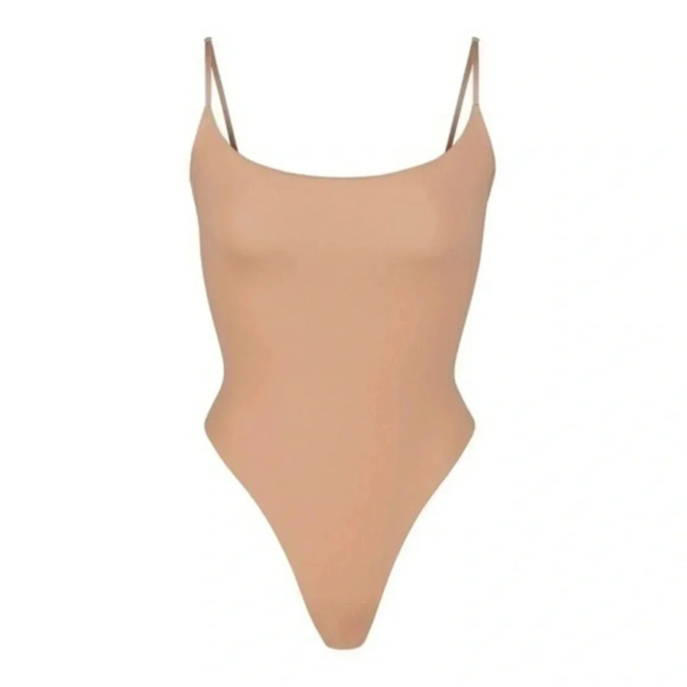 NEW SKIMS FITS EVERYBODY CAMI BODYSUIT B1234